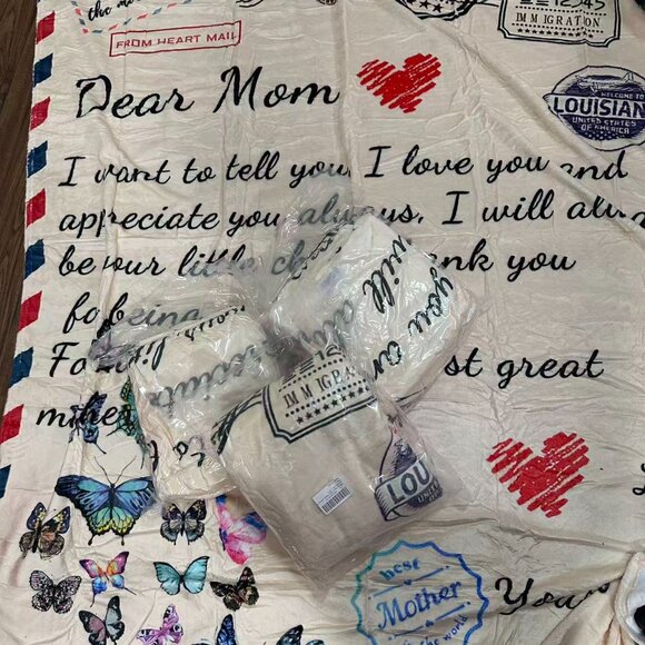 Gifts for Mom Soft Fleece Throw Blanket From DaughterSon Butterfly Letter Design - Picture 9 of 9